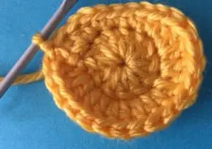 Crochet easy duck body row two